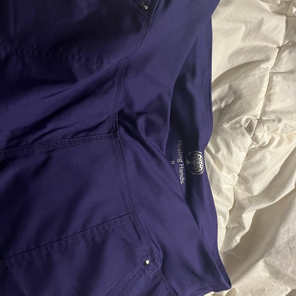 NWT healing hands scrub set medium true grape - Picture 3 of 6